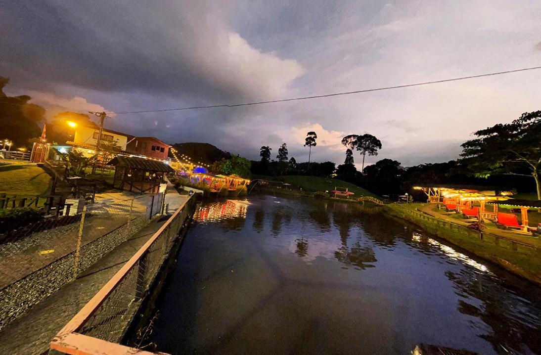 Lagos De Venecia Santa Rosa de Cabal Buitenkant foto
